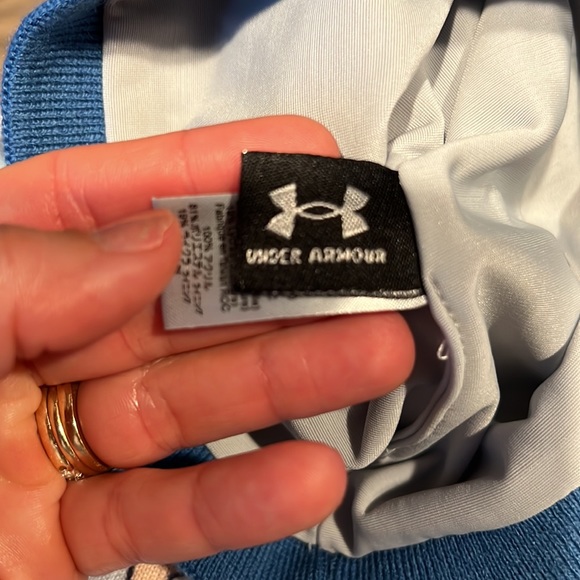 Under Armor Baby Blue Skully Hat for Women - Picture 4 of 6